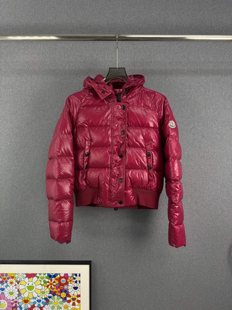95新 MONCLER MONCLER盟可睐 蒙口连帽羽绒服 2码 95新12227
