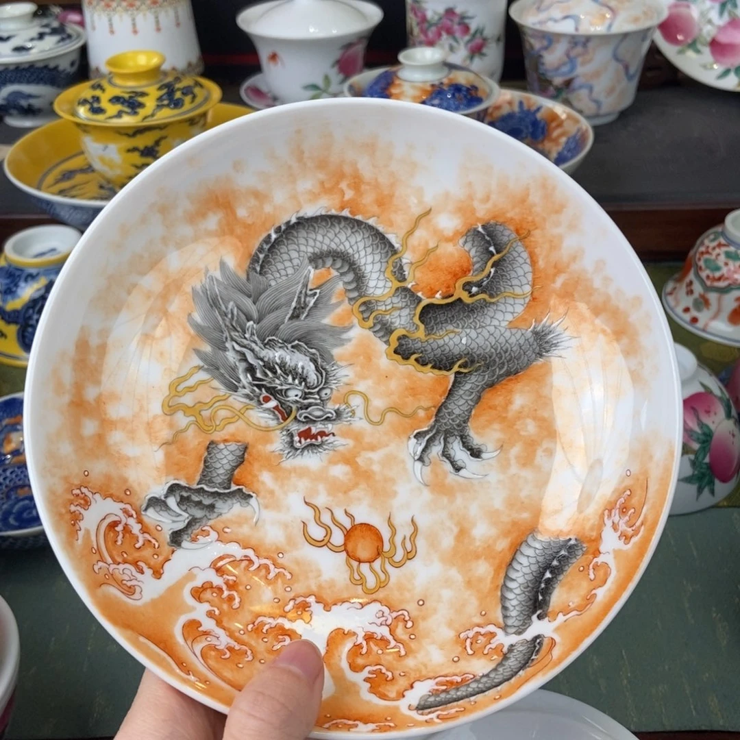 陶瓷设计风格现代文学