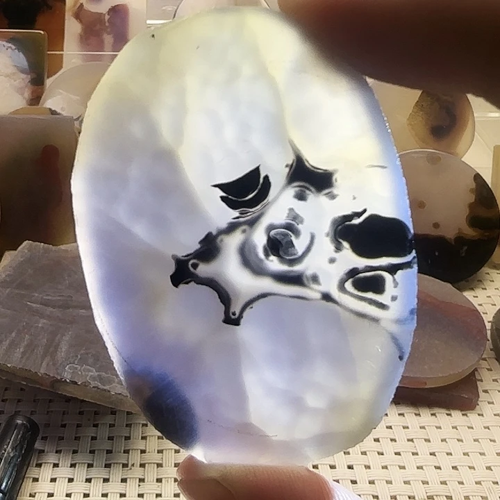 玛瑙/玉髓未镶嵌珠宝奇石