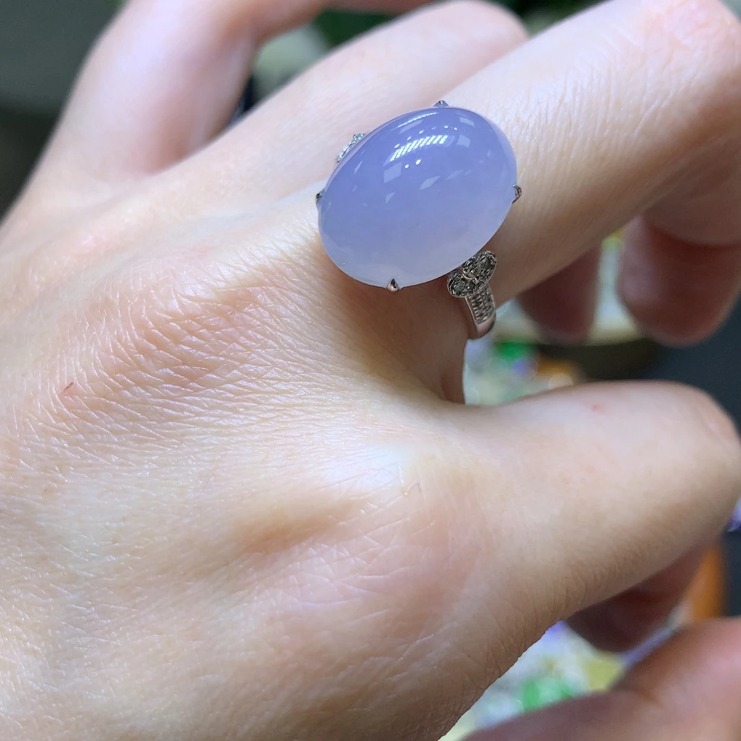 翡翠颈饰18K金镶嵌翡翠吊坠项链