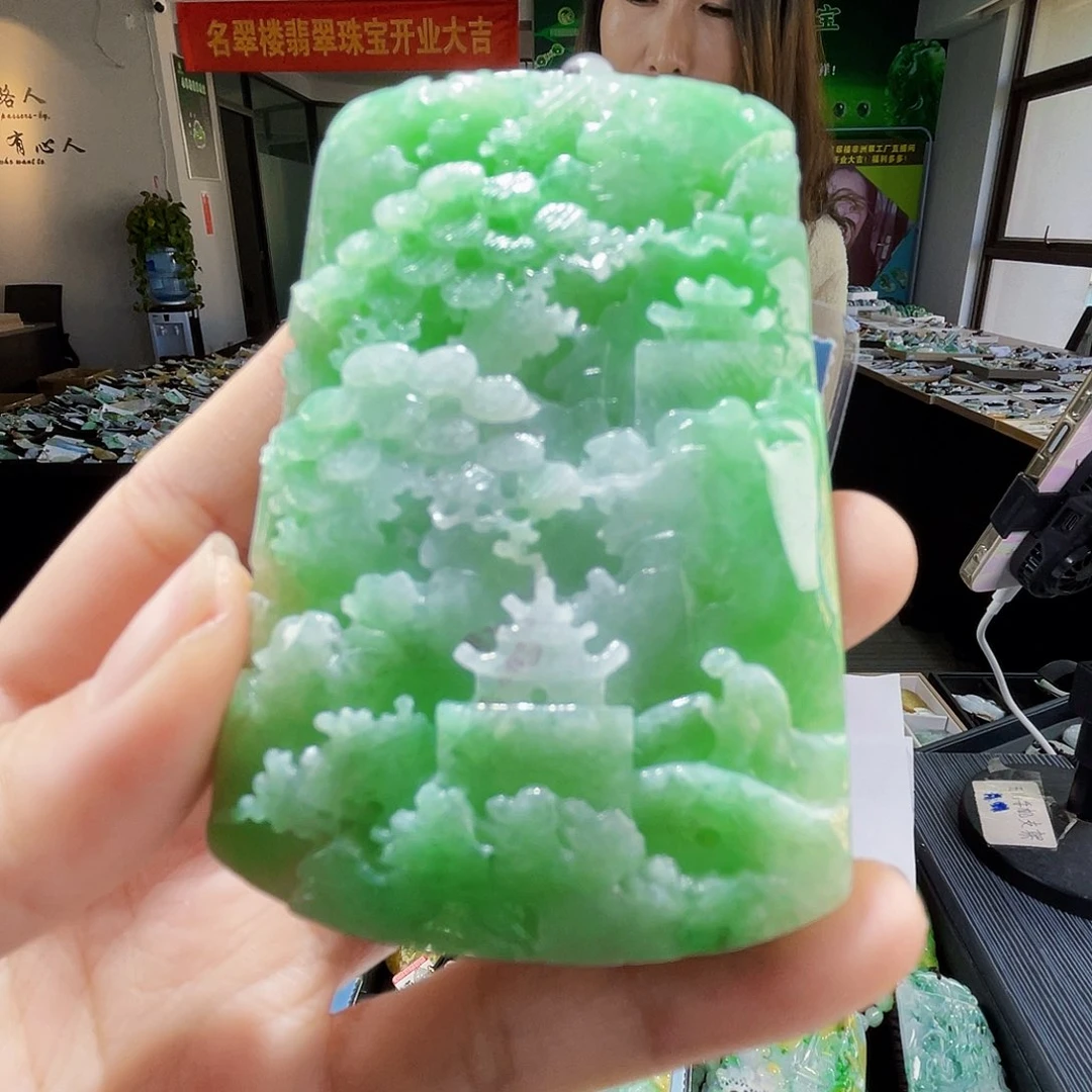 颈饰未镶嵌翡翠翡翠