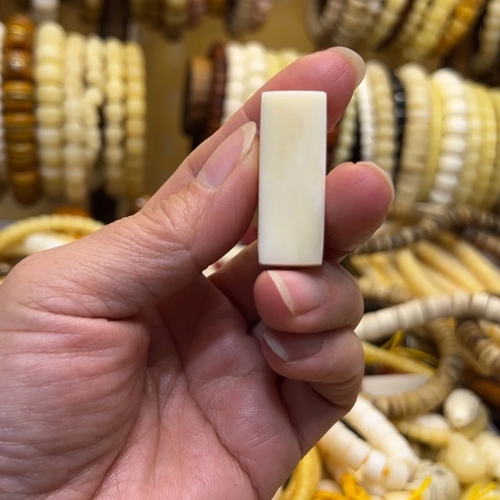 悠***哲手串/手链驼骨直径13➕