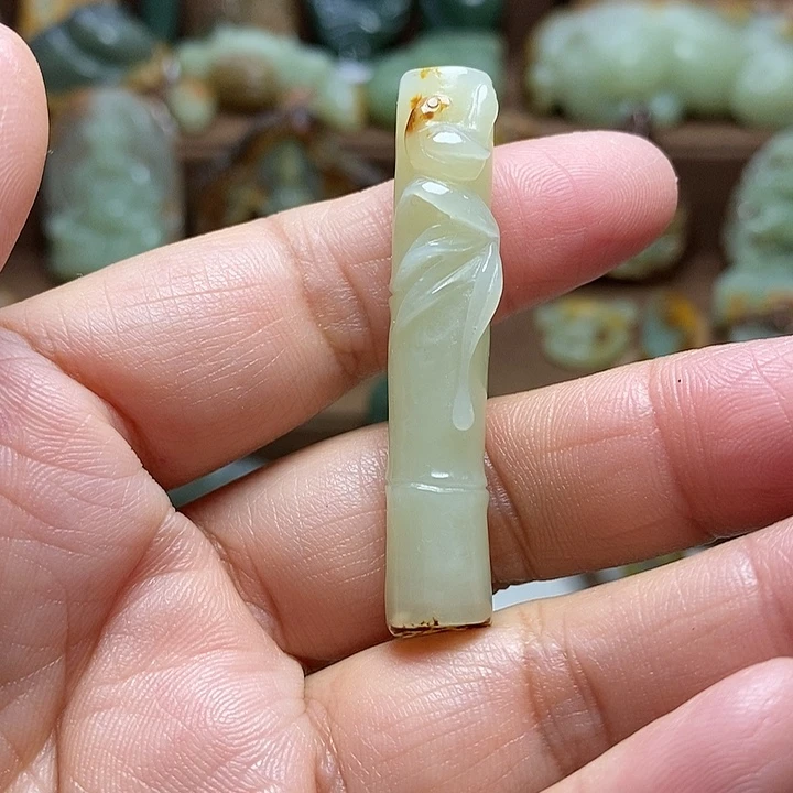 岫岩河磨玉（透闪石质玉）未镶嵌颈饰