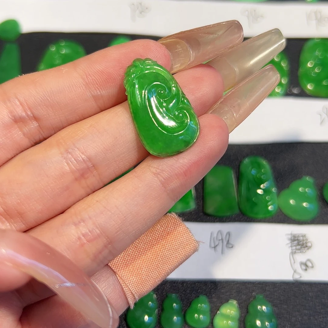 翡翠裸石天然缅甸翡翠