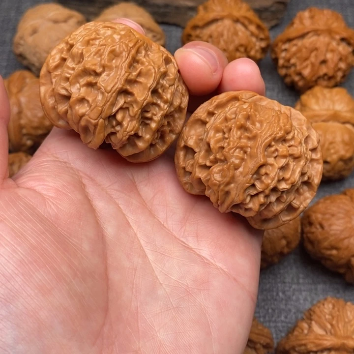 文玩核桃吊坠尺寸42苹果