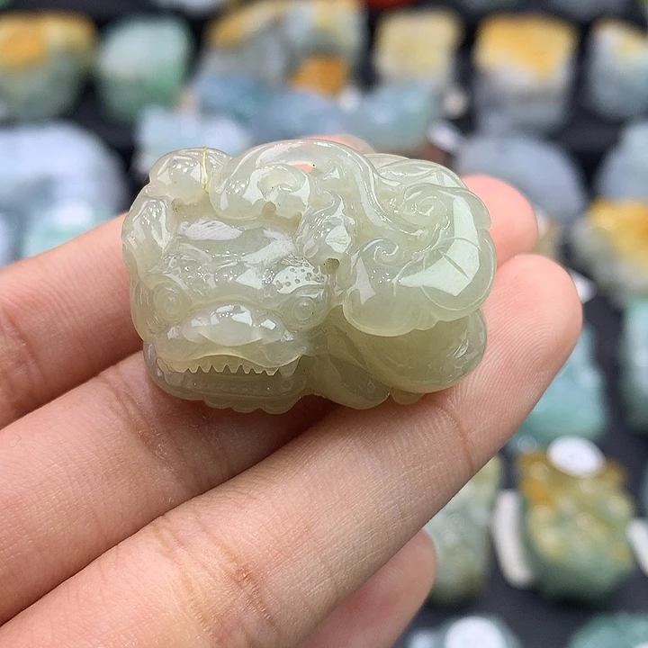 颈饰未镶嵌翡翠天然缅甸翡翠