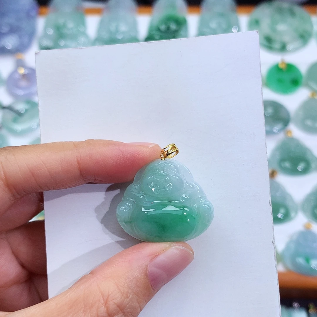 翡翠18K金镶嵌颈饰翡翠吊坠