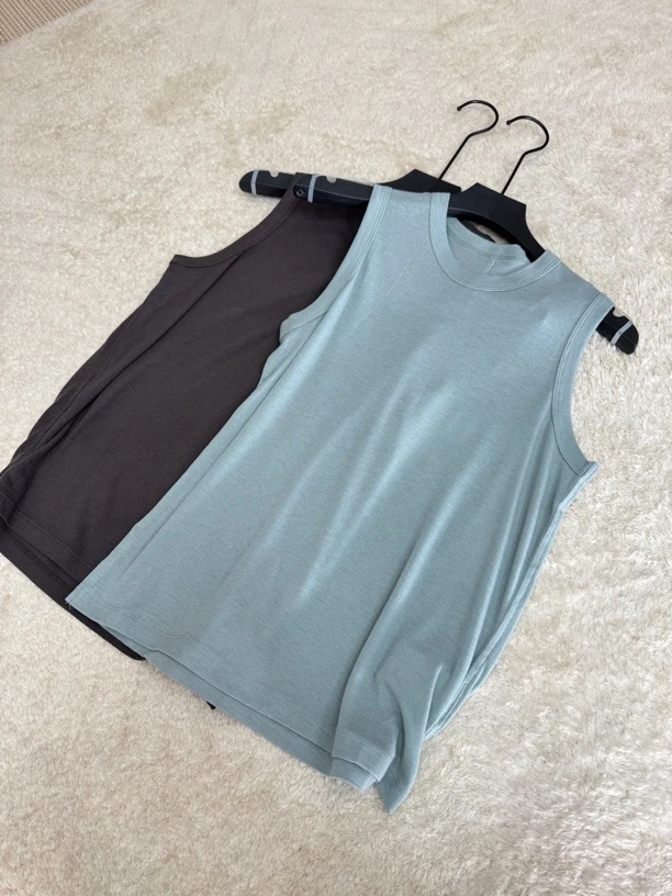 宽松百搭舒服王背心