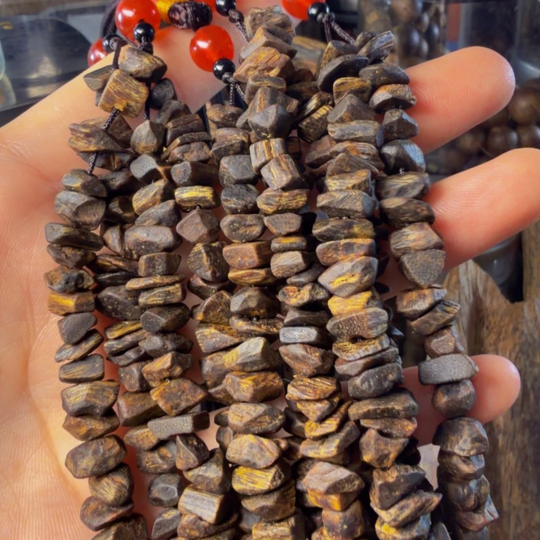 沉香碎屑沉香沉水车挂发一条