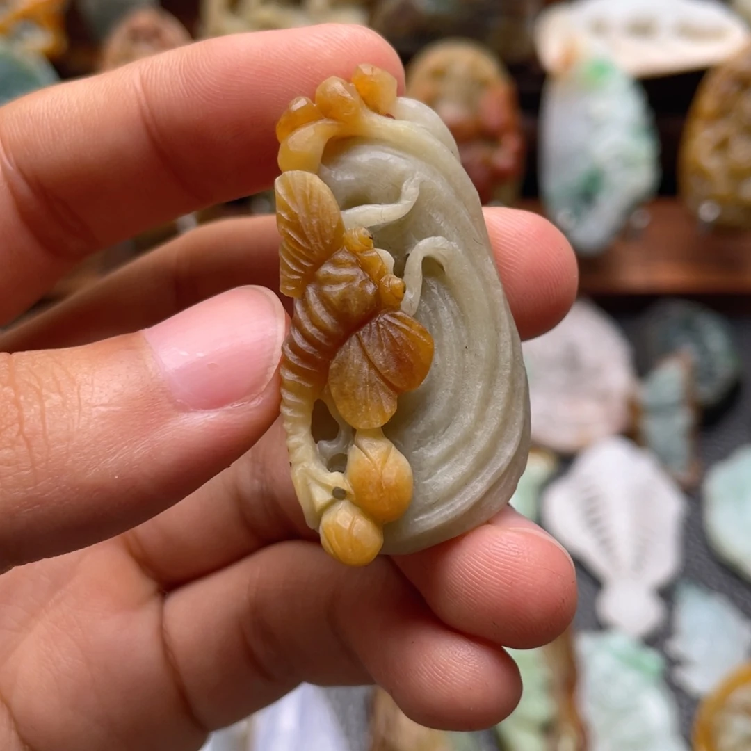 定制翡翠未镶嵌翡翠