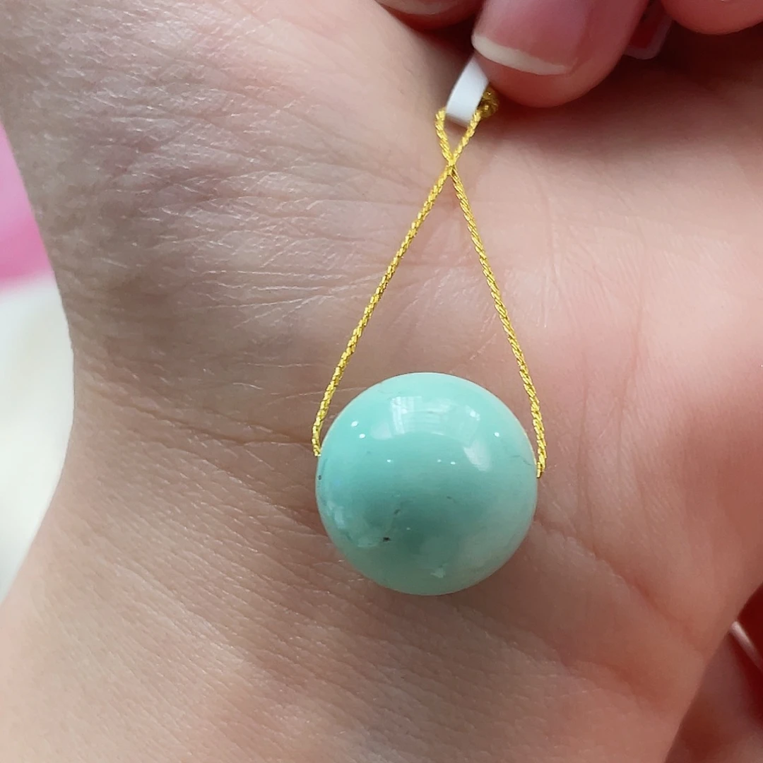 绿松石颈饰未镶嵌