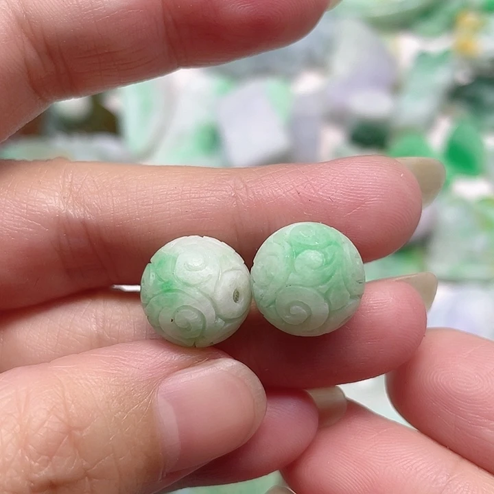 定制翡翠未镶嵌紫**烟翡翠