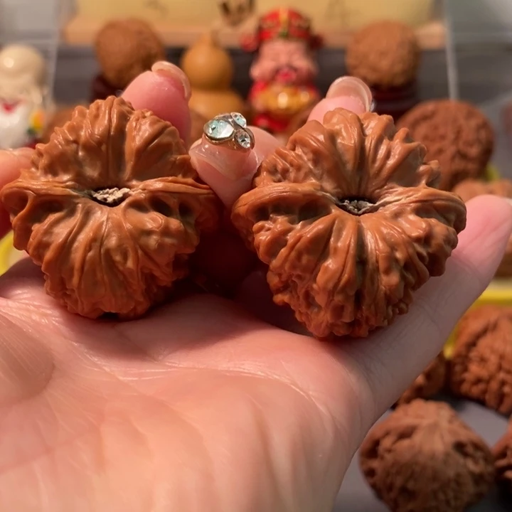 吊坠文玩核桃40平谷凹底