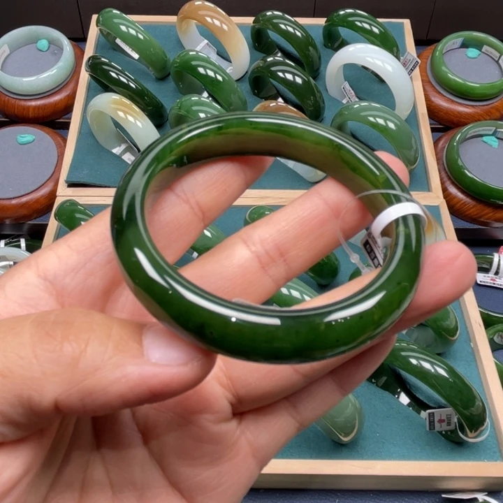 未镶嵌手镯和田玉5455