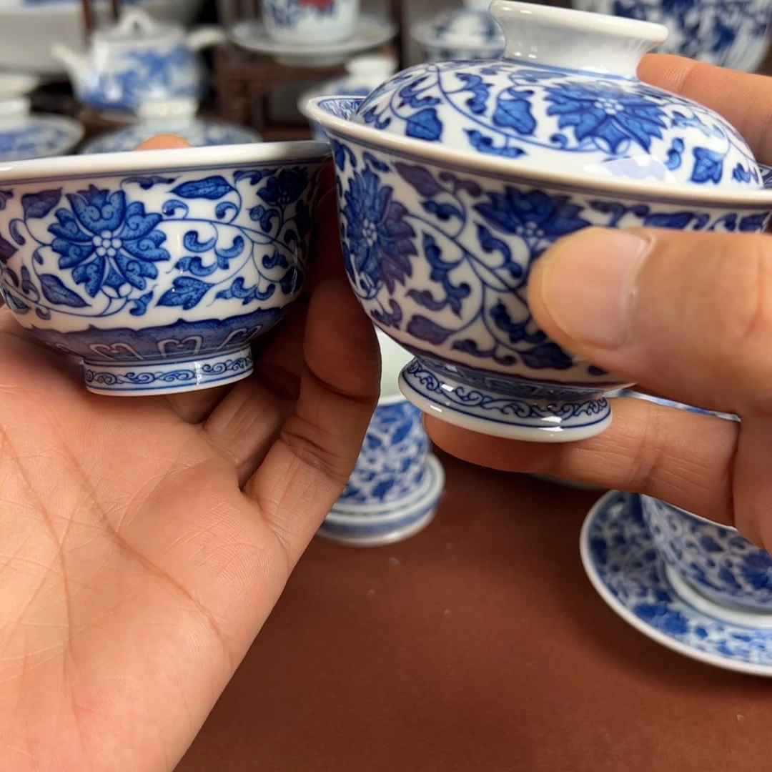 一***棠陶瓷茶具缠枝莲杯