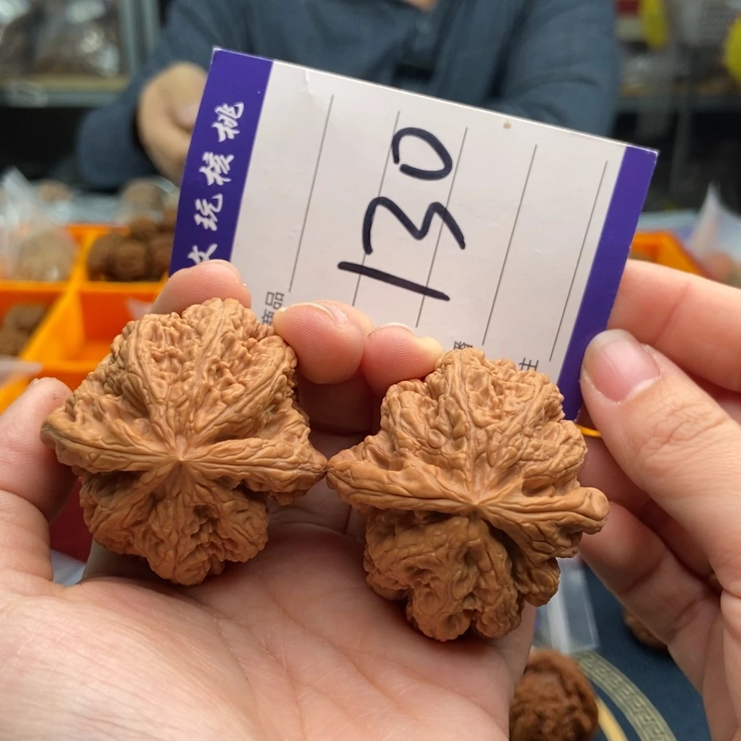 文玩核桃吊坠45粗筋