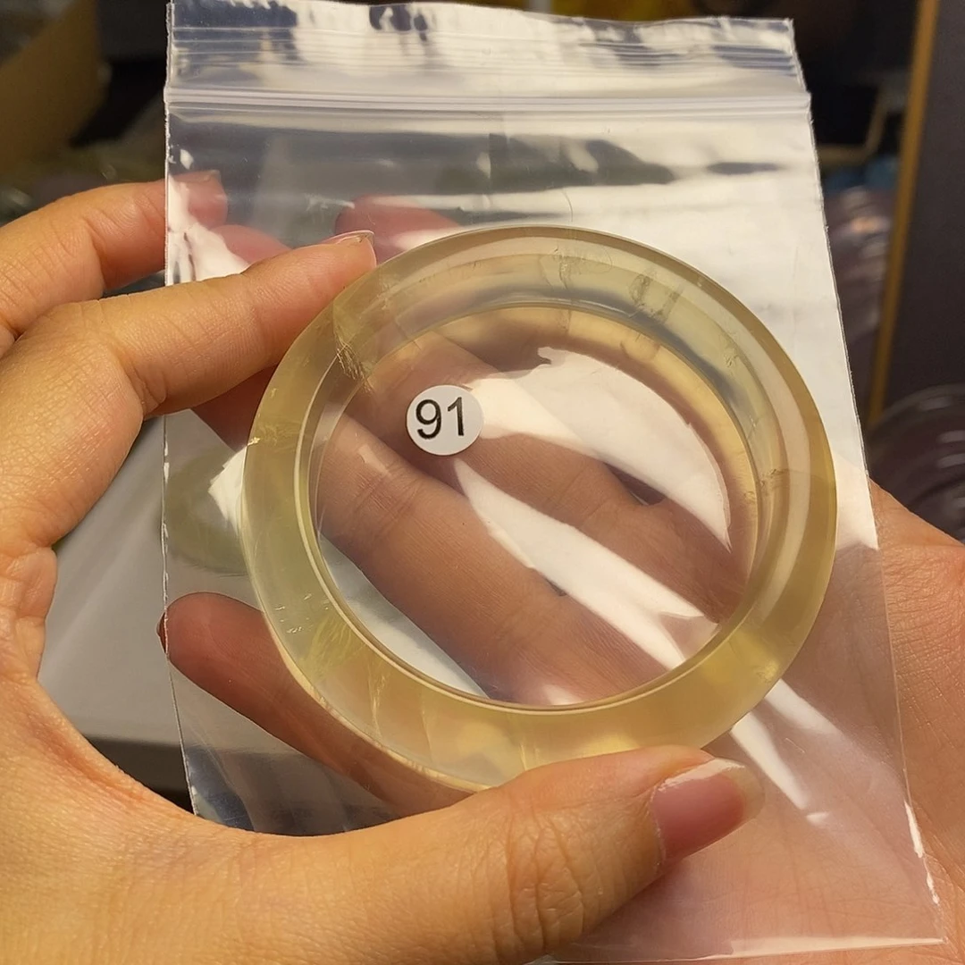z***y水晶手镯未镶嵌手镯56
