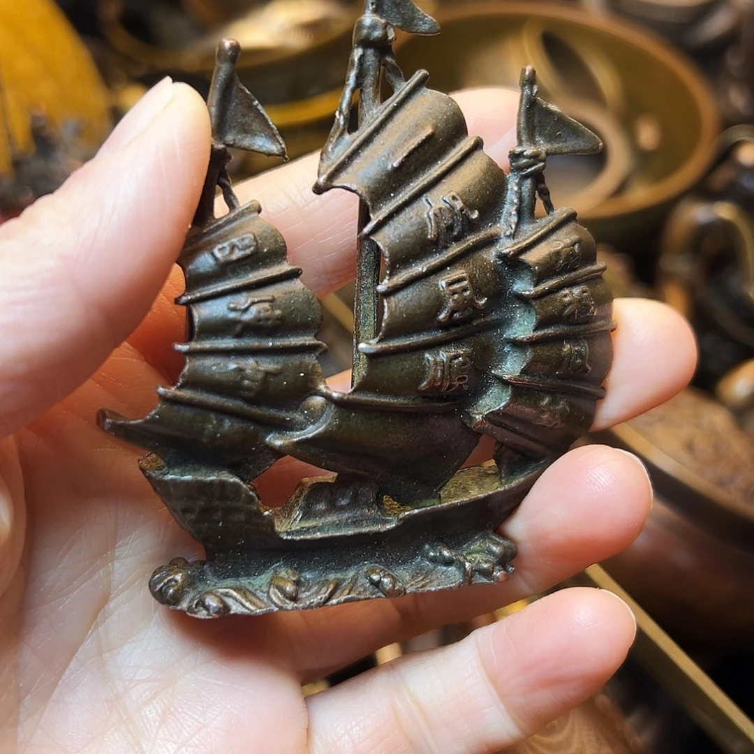 精美铜器工艺品等