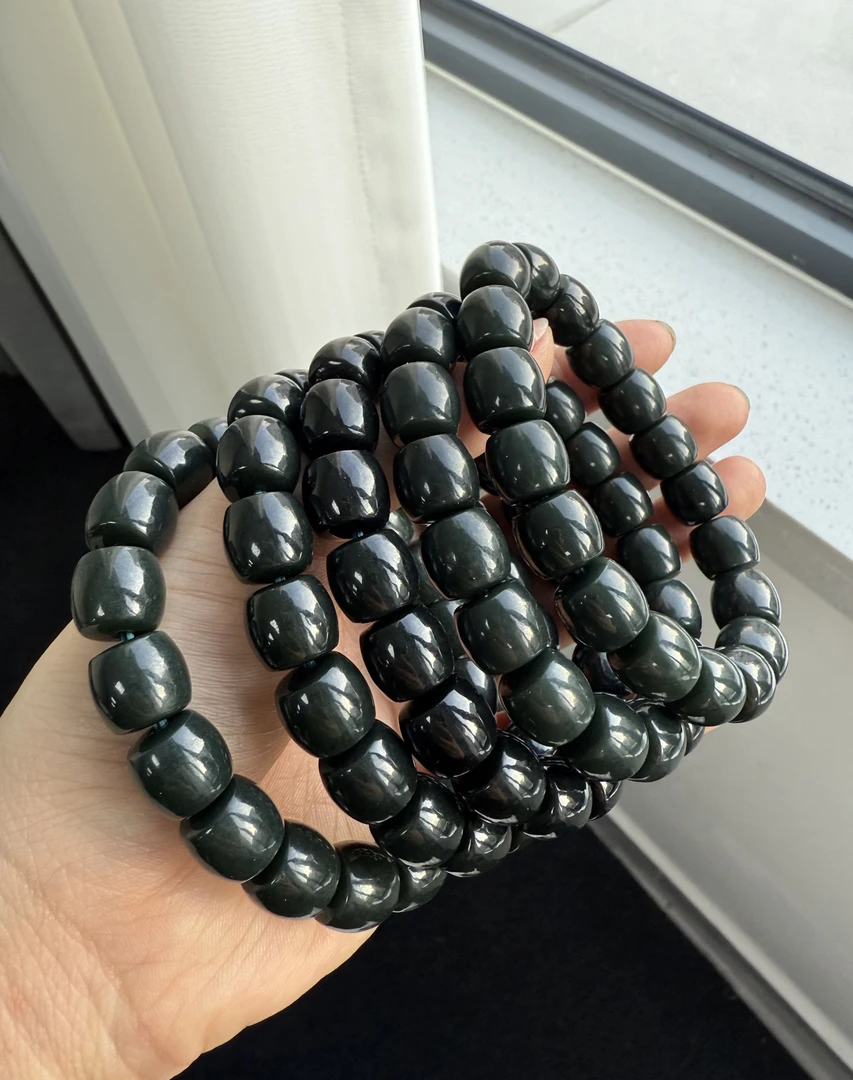 纯天然新疆和田玉塔什库尔干油青卡12直切手串拍一发一