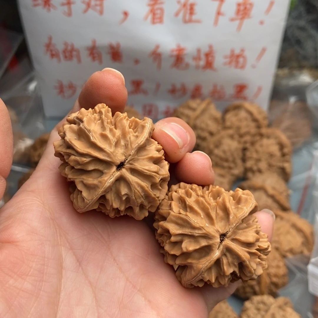 文玩核桃把件如**行招财鼠30