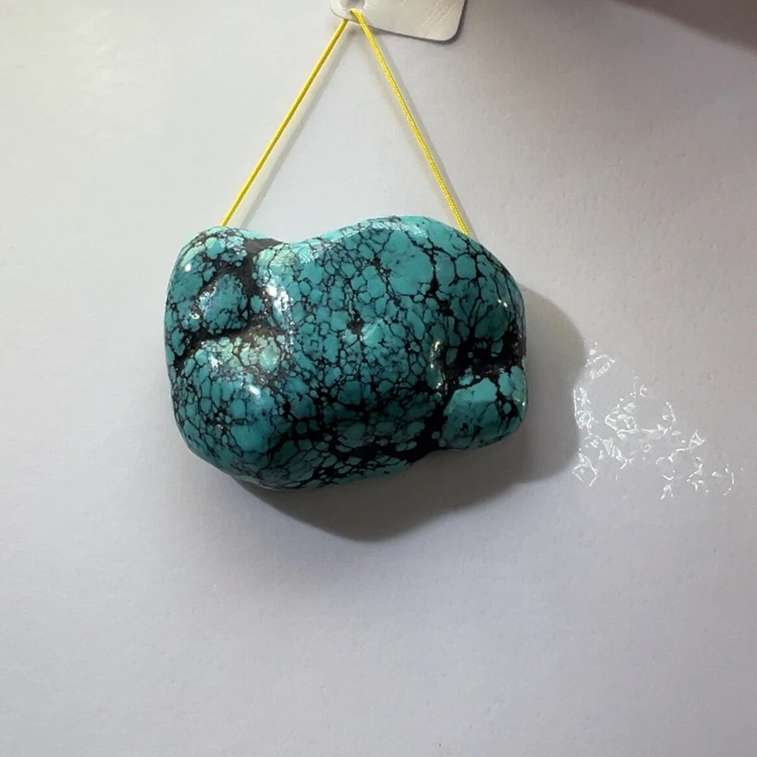 绿松石未镶嵌挂件