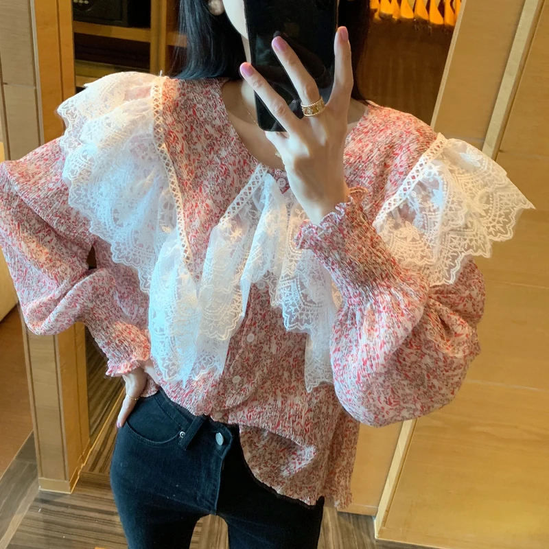 ◆张静芝 蕾丝花边荷叶披肩领粉嫩碎花收口袖女衬衫