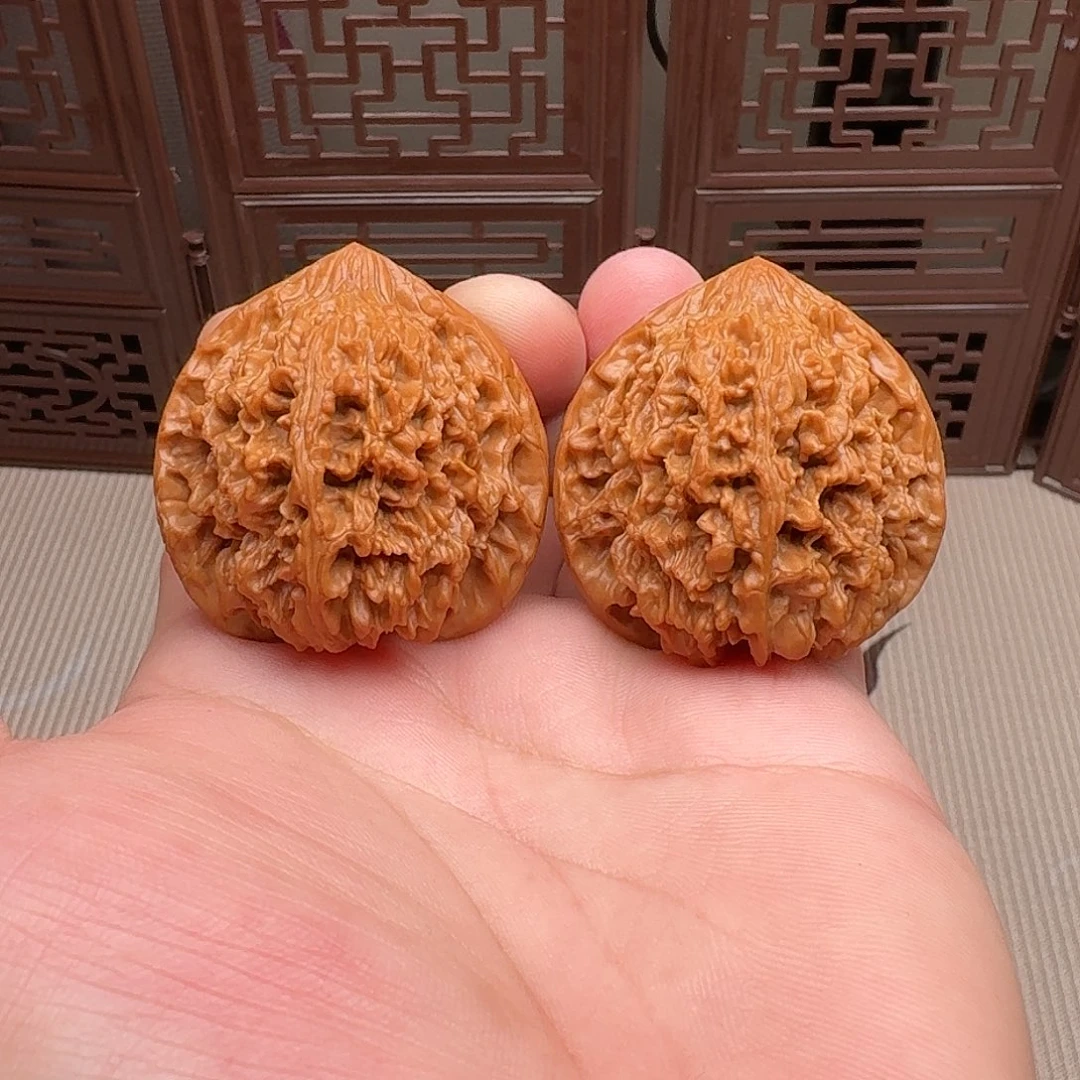 文玩核桃把件44尺满天星
