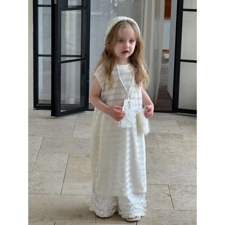 「白茶茉莉」 轻薄感罩衫白色背心裙