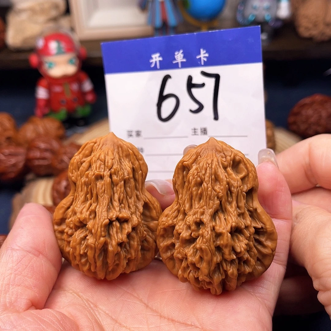 文玩核桃吊坠虎头葫芦