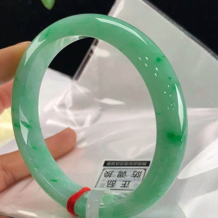 翡翠手镯未镶嵌62圈口-0258