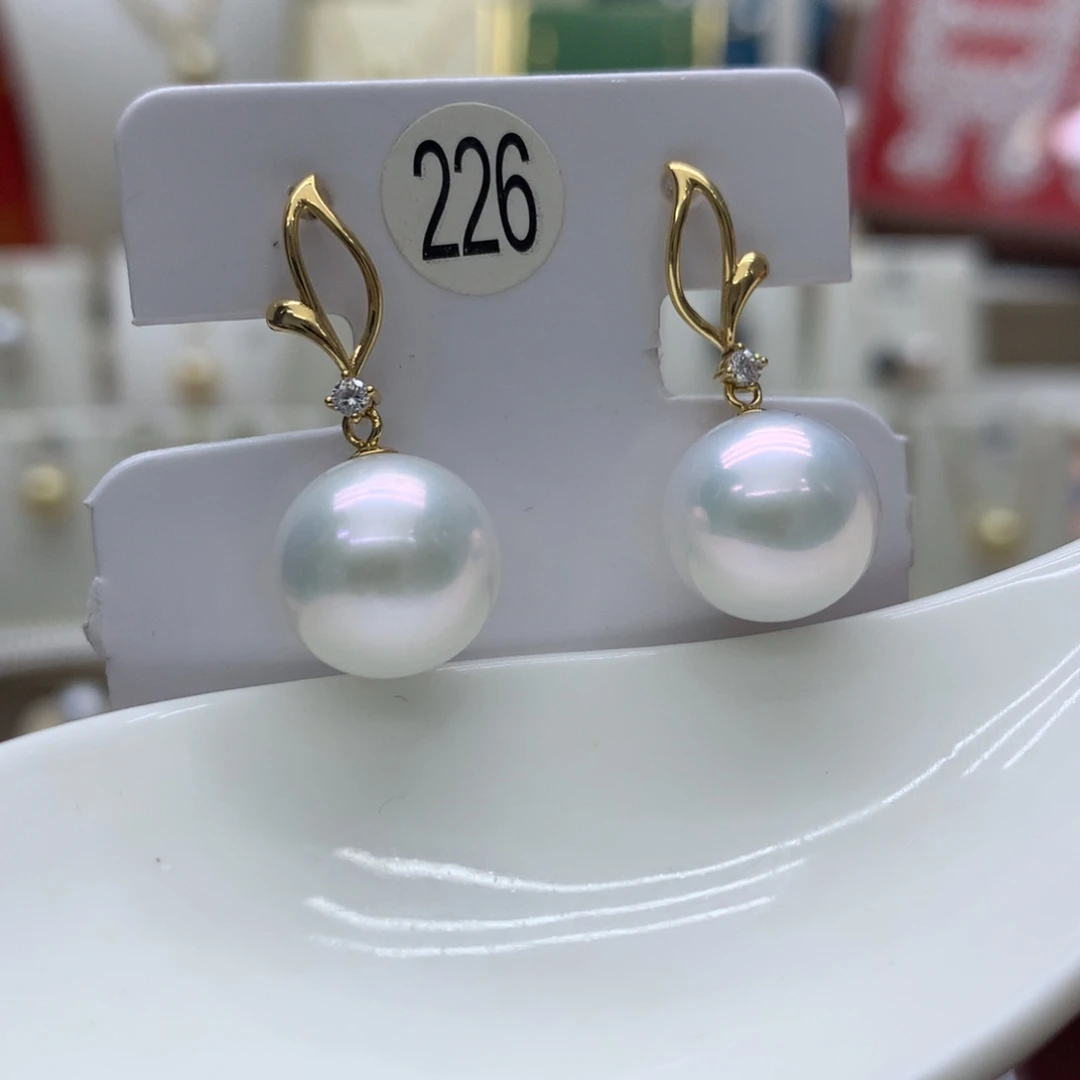 淡水珍珠耳饰18K金镶嵌