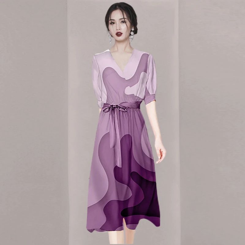 气质法式显瘦连衣裙女2025夏高级感紫色V领收腰大摆裙中长款