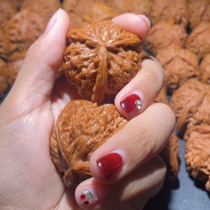 *****吊坠文玩核桃白狮子