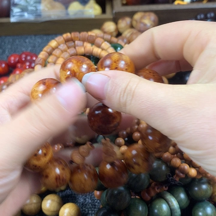 太行崖柏留疤2.0带两颗备用珠