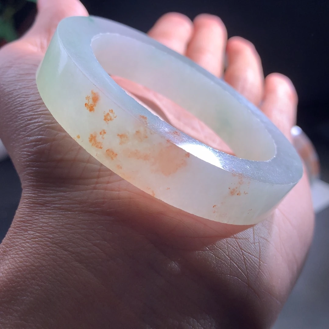 定制翡翠未镶嵌手镯