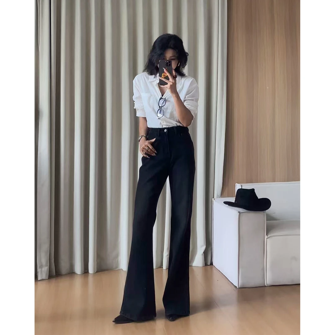 墨黑丨黑色高腰显瘦2025秋季新款不贴腿拖地直筒喇叭微喇牛仔裤