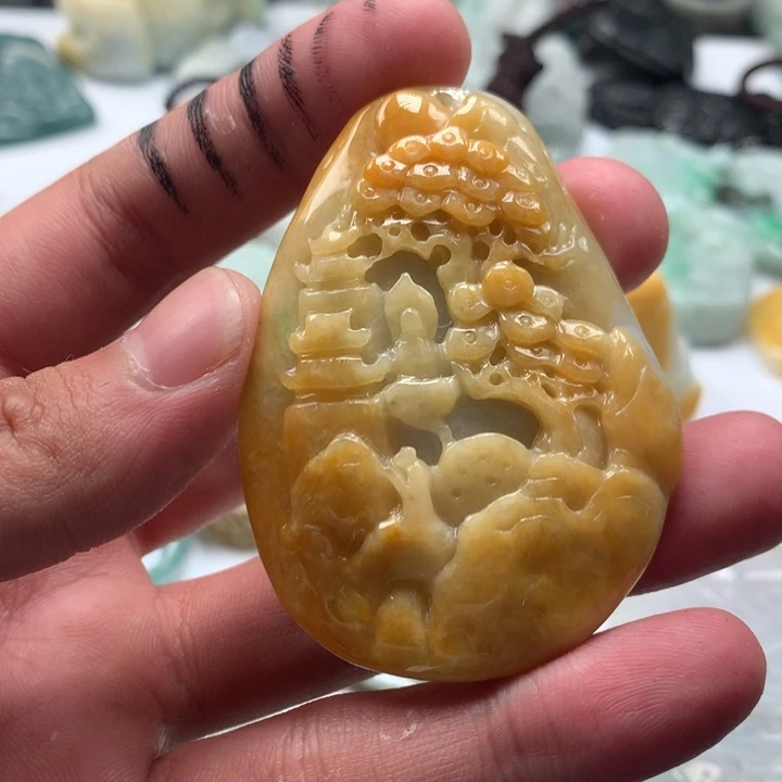 翡翠未镶嵌颈饰保真天然a货翡翠