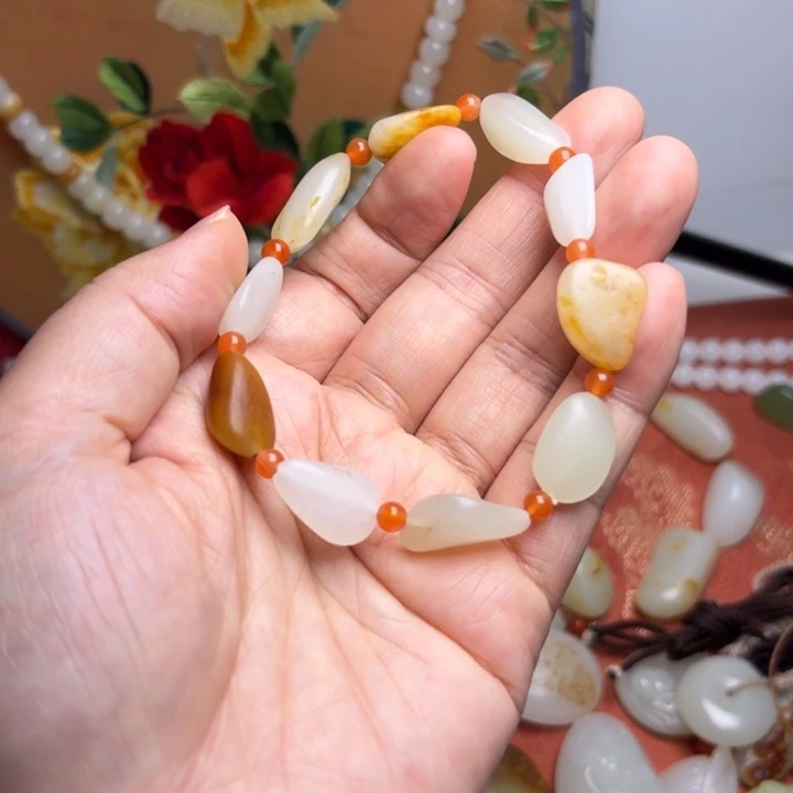 和田玉未镶嵌手链