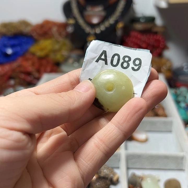 平***真玛瑙/玉髓颈饰合金