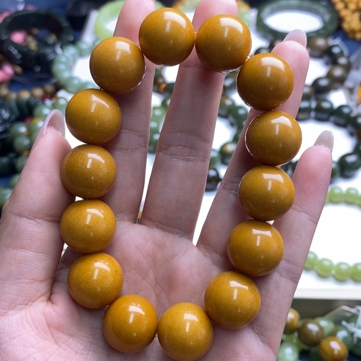 未镶嵌蛇纹石玉珠宝奇石