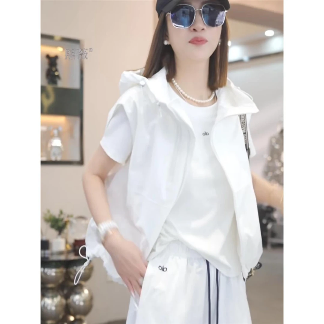 【风起云涌】2025春季新款时尚休闲冲锋衣马甲上衣显瘦百搭连帽上衣