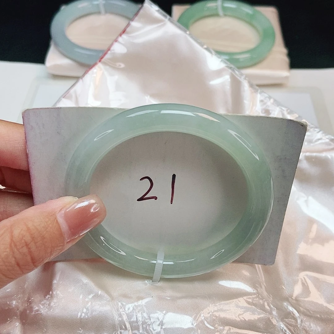 未镶嵌手镯翡翠 圆条54+