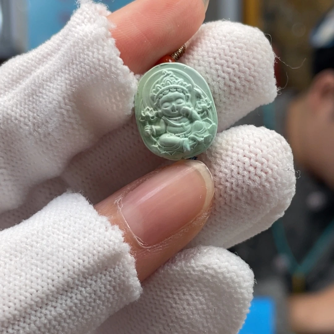 绿松石未镶嵌挂件