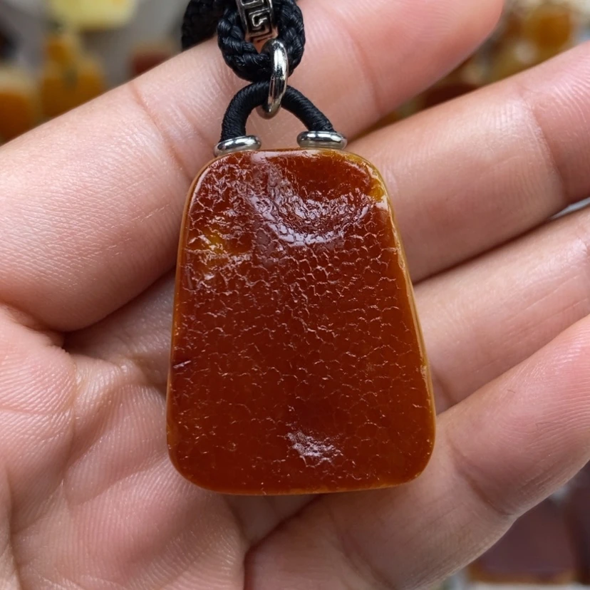 【闪购商品】琥珀颈饰未镶嵌