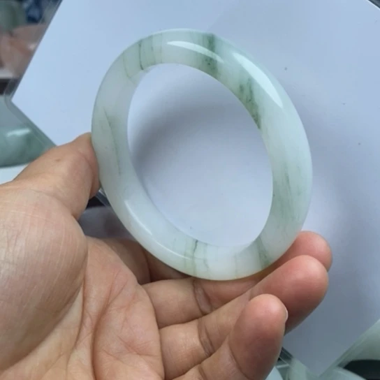 石英质玉（金丝玉）未镶嵌手镯