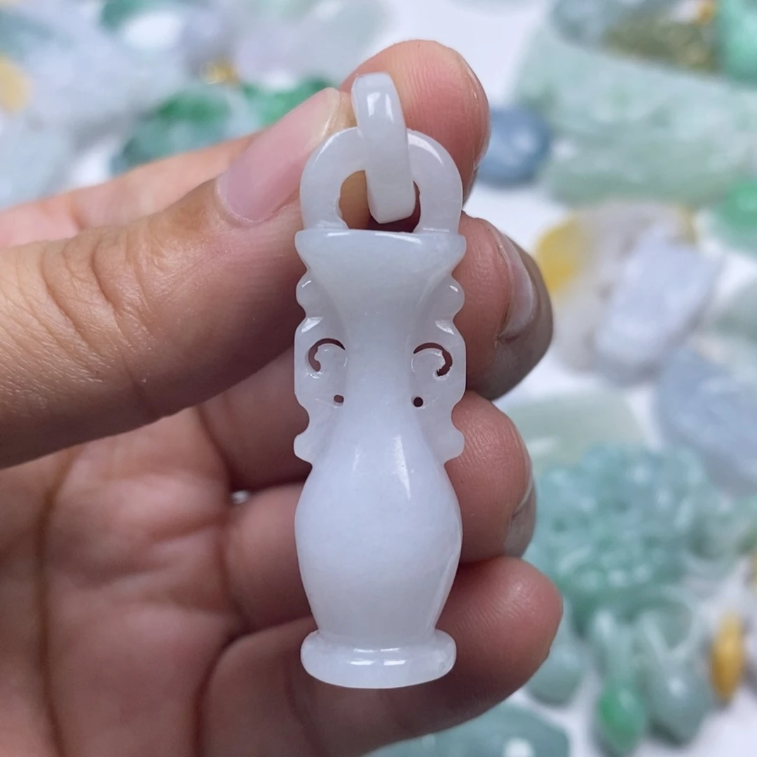 颈饰未镶嵌翡翠朱*其翡翠