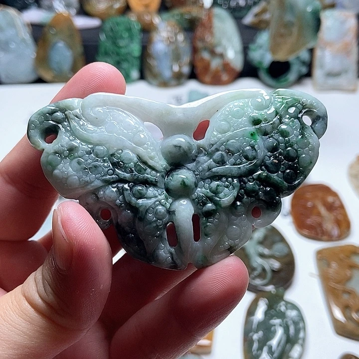 翡翠未镶嵌颈饰翡翠a货