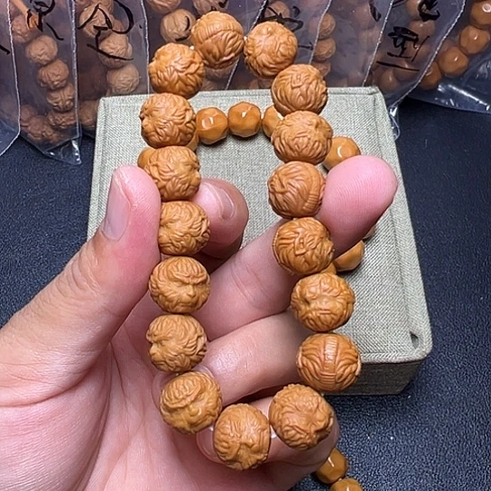 猴头核桃手串悟空啊呃呃