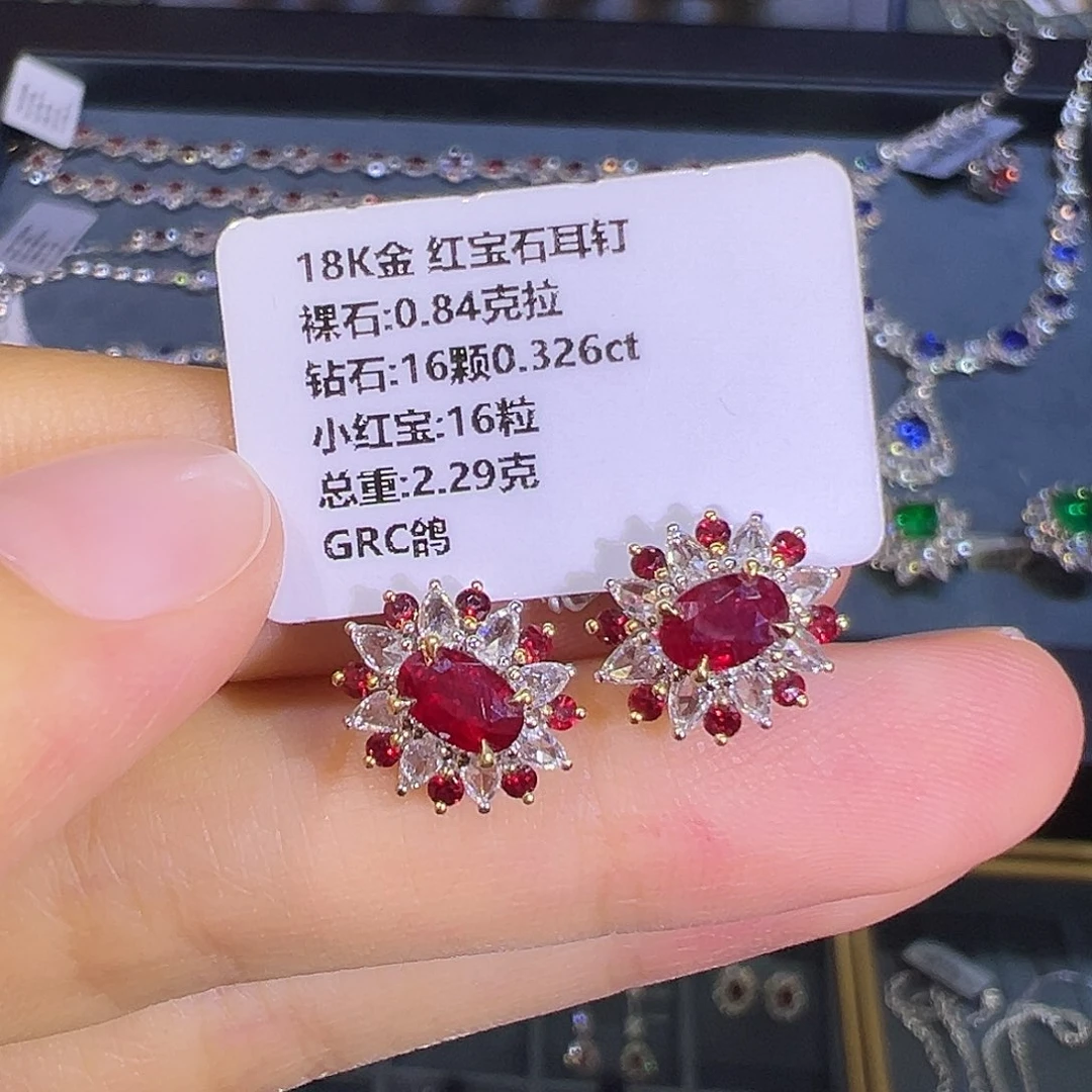 耳钉18K金镶嵌红宝石
