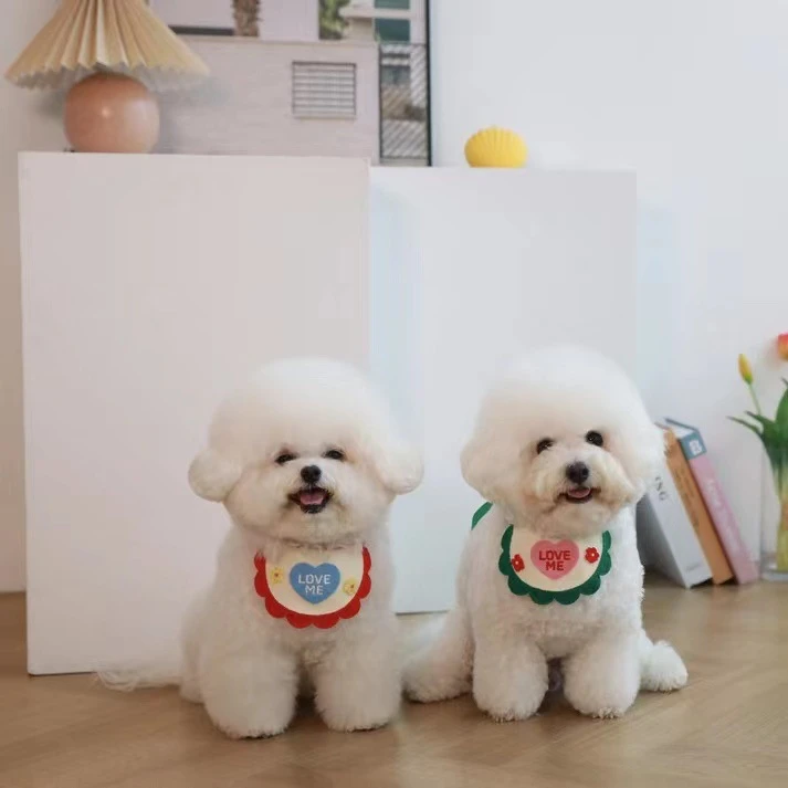 宠物口水巾猫咪狗狗可爱围兜泰迪博美针织刺绣围巾围嘴幼犬系带式